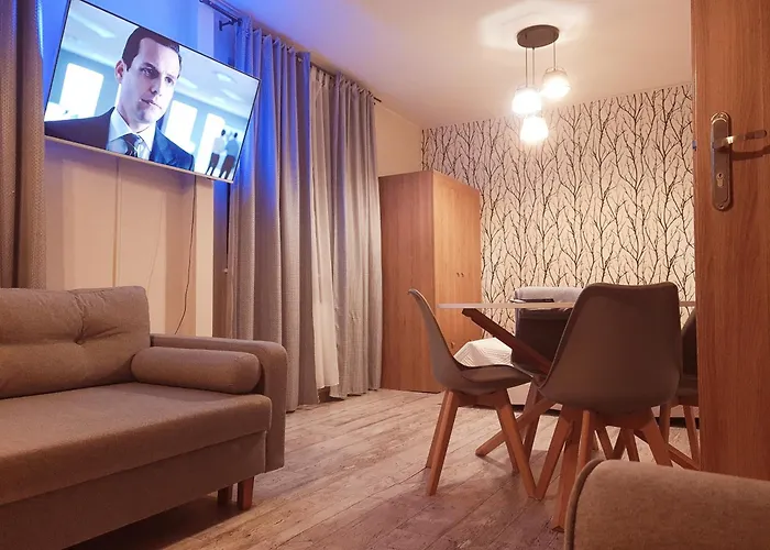 Mira Z Aneksem Apartment *